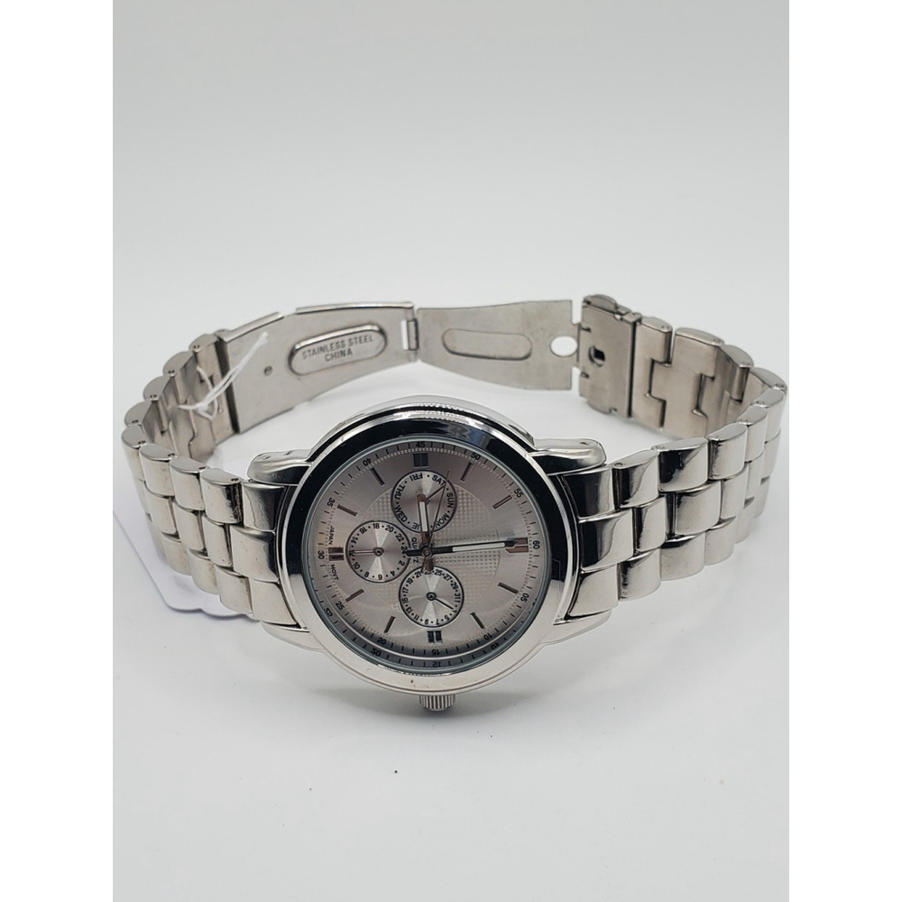 Mens Watch - Picture 4 of 5